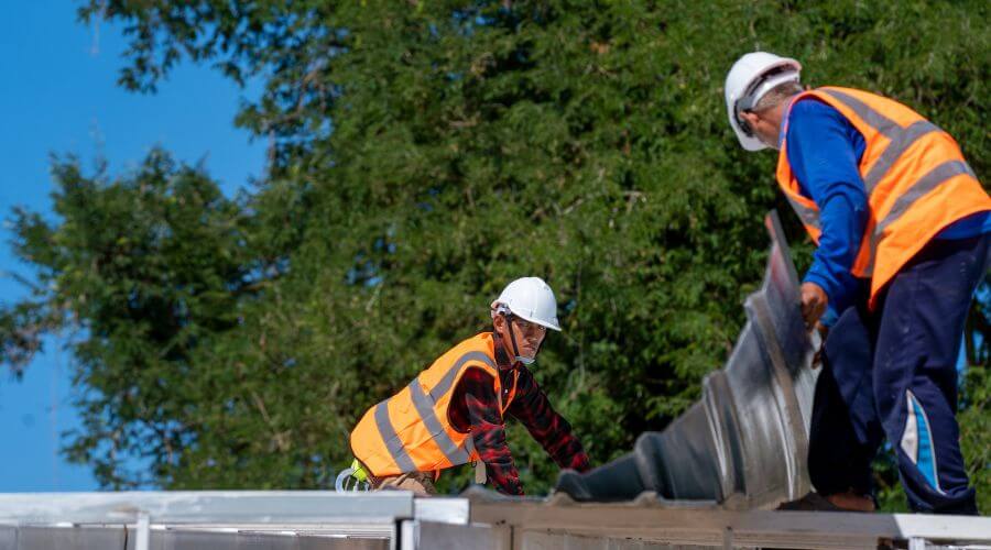 Expert new roof installation services in Riverside, OR